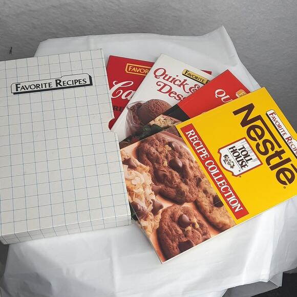 Vintage Favorite Recipes Box Set of 4 Books Campbell's‎ Nestle Borden Contadina - Picture 1 of 8